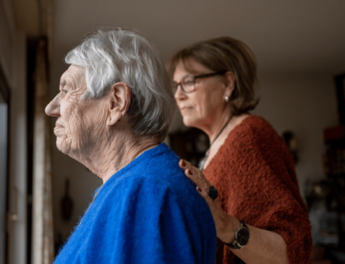 Older Adult Isolation This Fall — How Volunteers Make a Difference